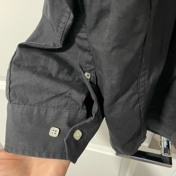 CINCH - MEN'S SOLID BLACK LONG SLEEVE BUTTON-DOWN WESTERN SHIRT - Picture 3 of 5